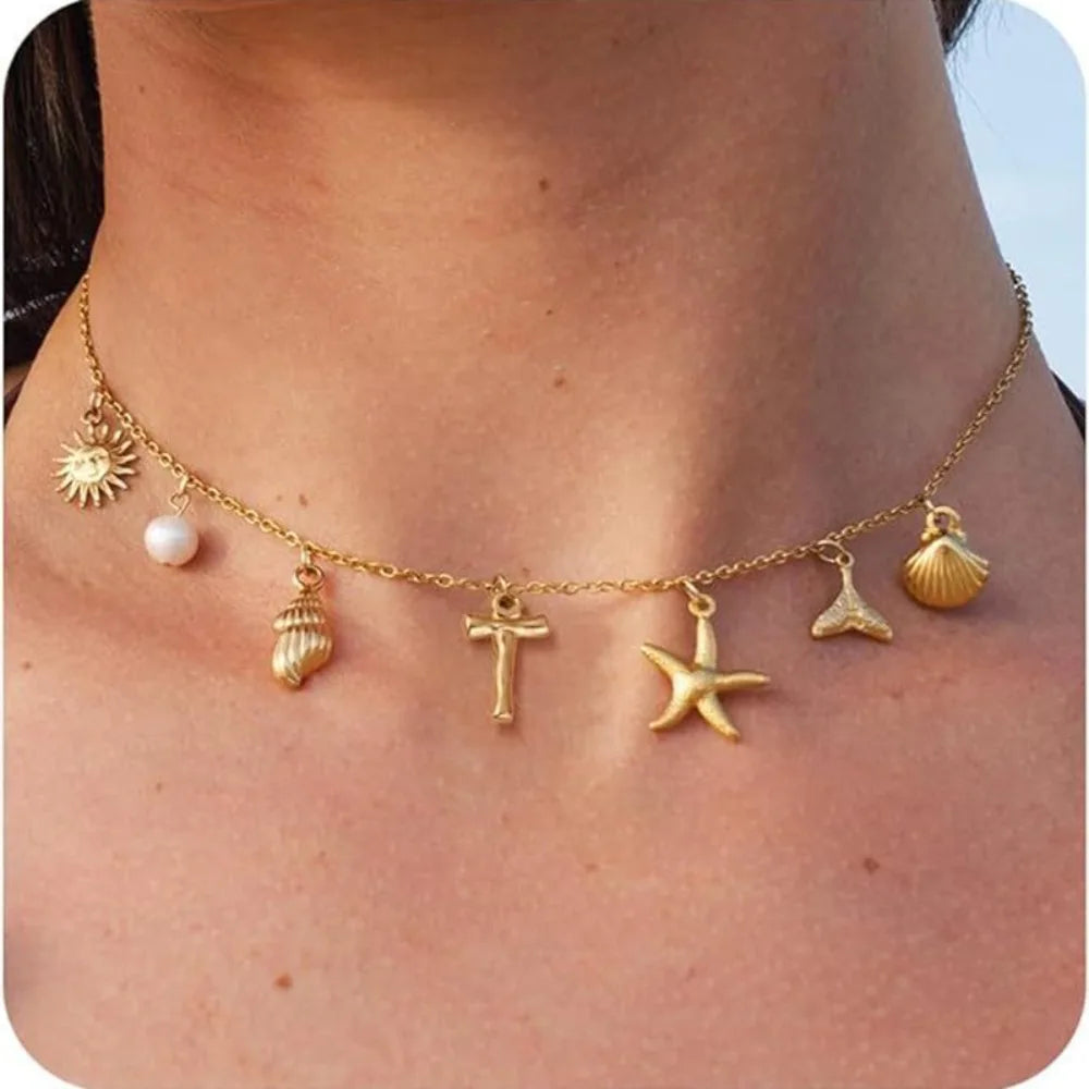 Collar con dije de Côte d'Or